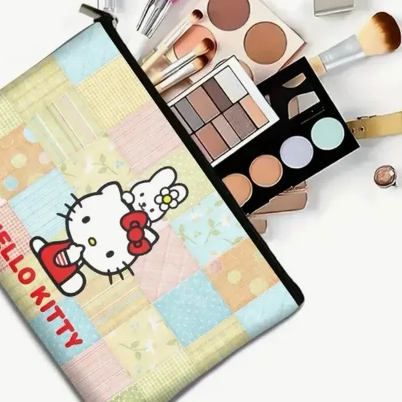 Hello Kitty makeup bag - Picture 5 of 5